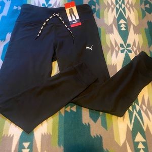Puma - ladies joggers - NEW - Medium